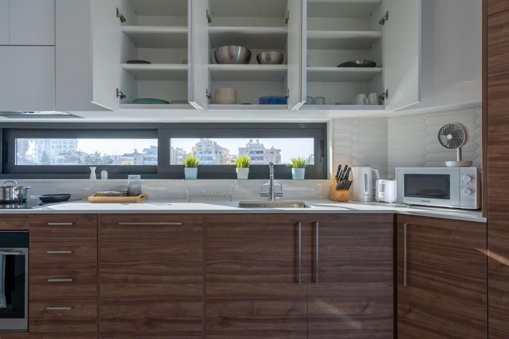 Thalassa 2-Bedroom Apartment In Lárnaka Eksteriør bilde